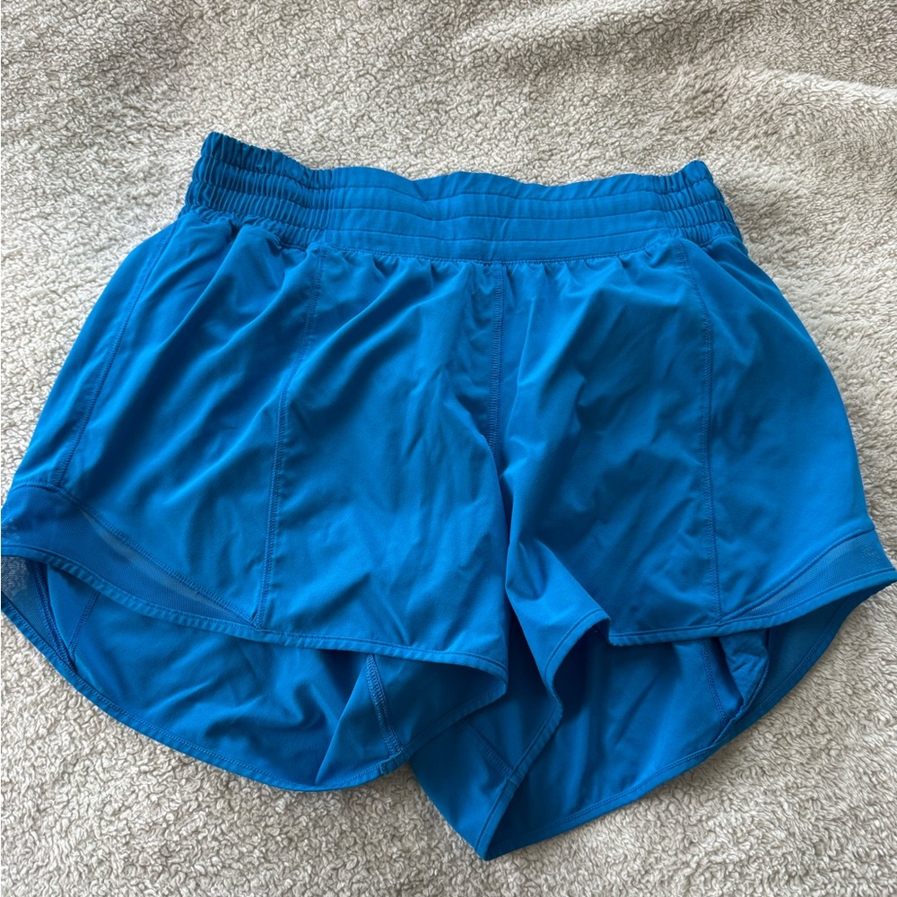 lululemon pool blue hotty hot shorts size 8